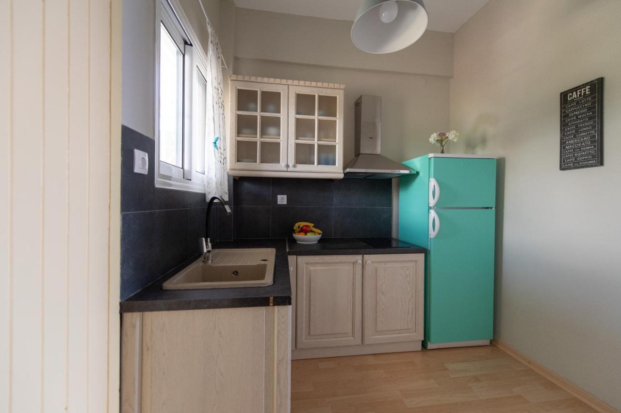 Moukas Seaside Apartments Romantico Selianitika Ngoại thất bức ảnh