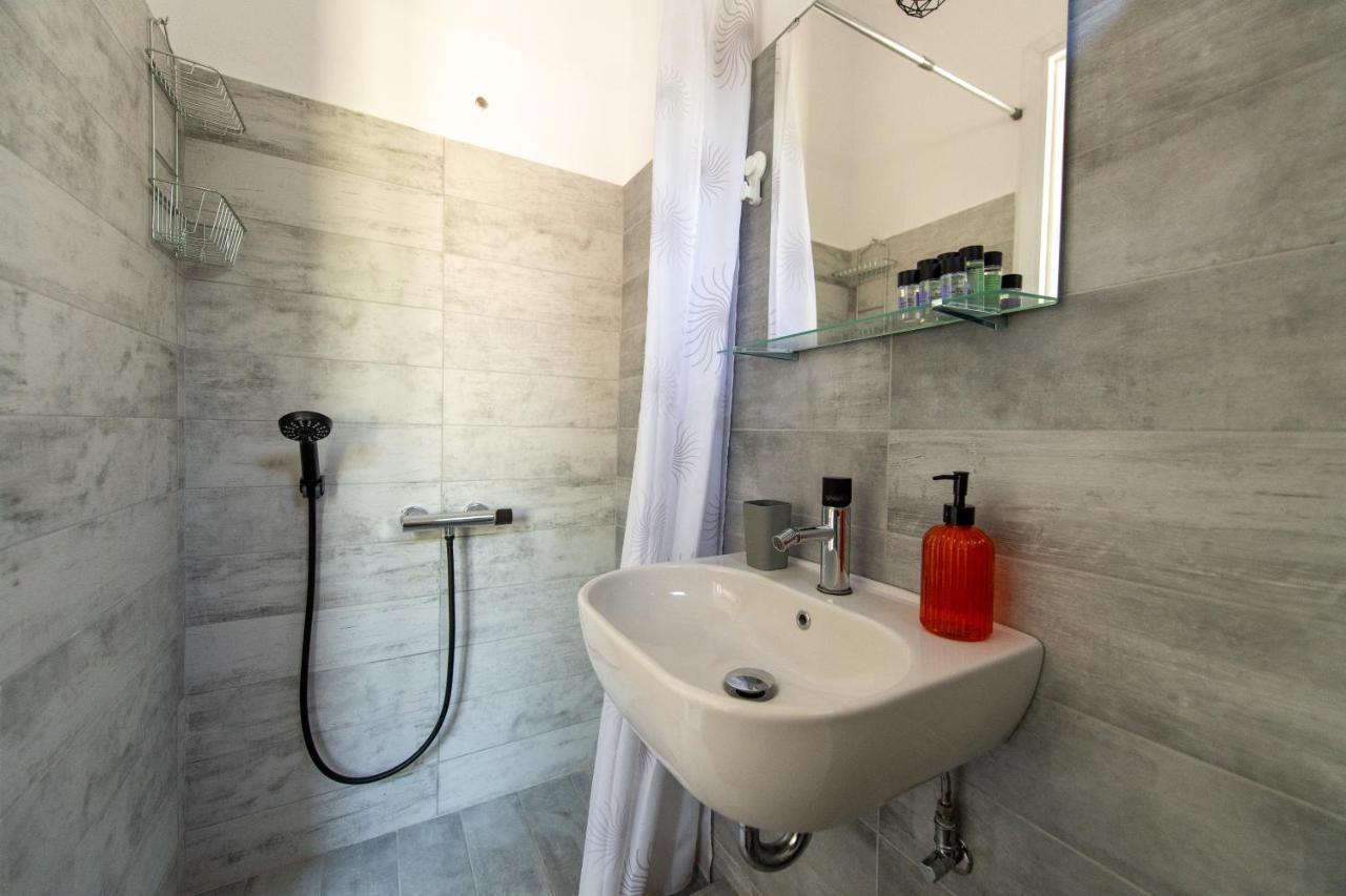 Moukas Seaside Apartments Romantico Selianitika Ngoại thất bức ảnh